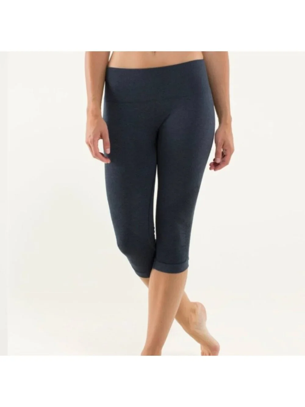 Lululemon In The Flow Crop II Heathered Inkwell